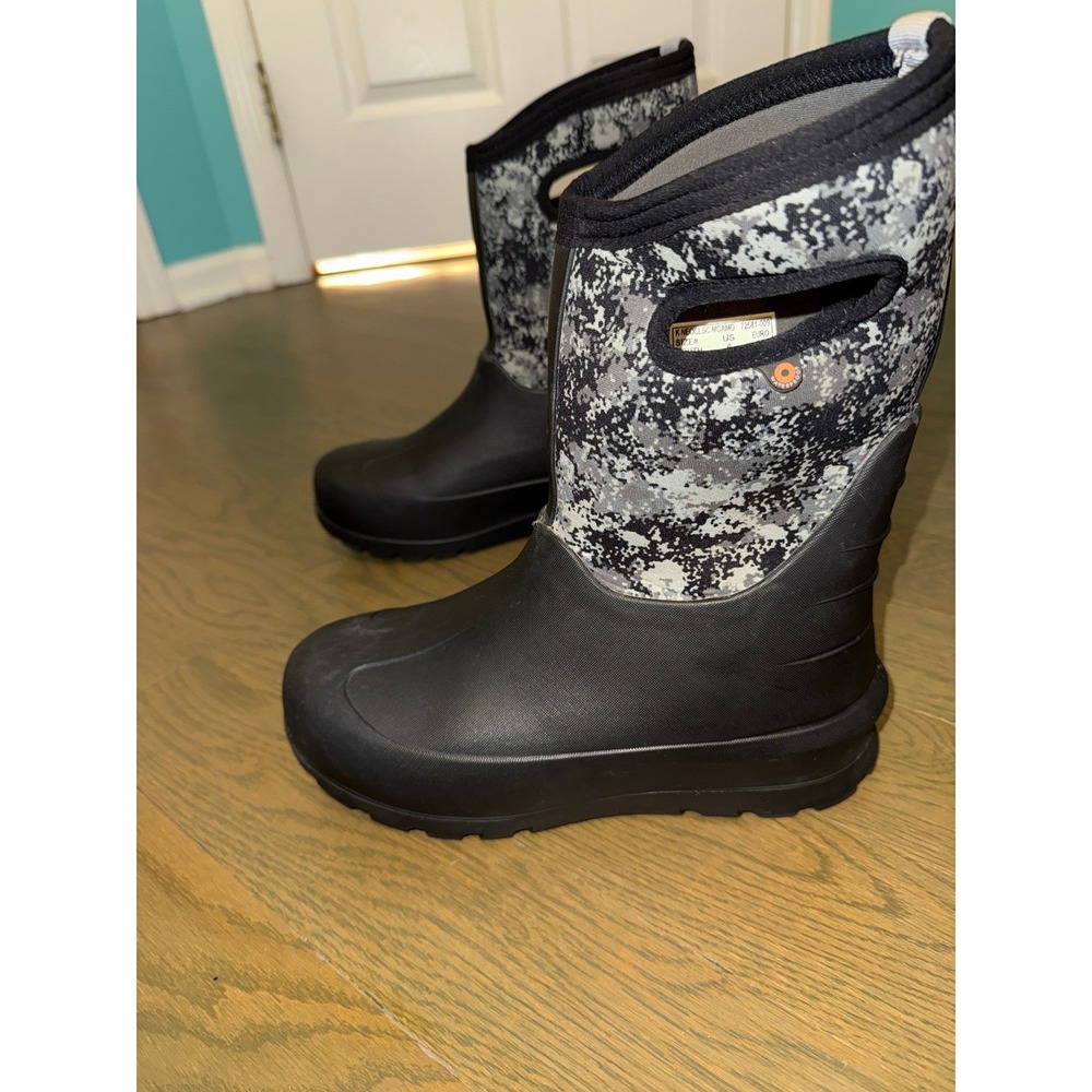 Bogs Youth Neo-Classic Micro Camo Waterproof Winter Boots Black Grey 6 72581-009 - Picture 4 of 9